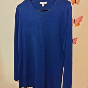 NWOT - Blue Round Neck Sweater